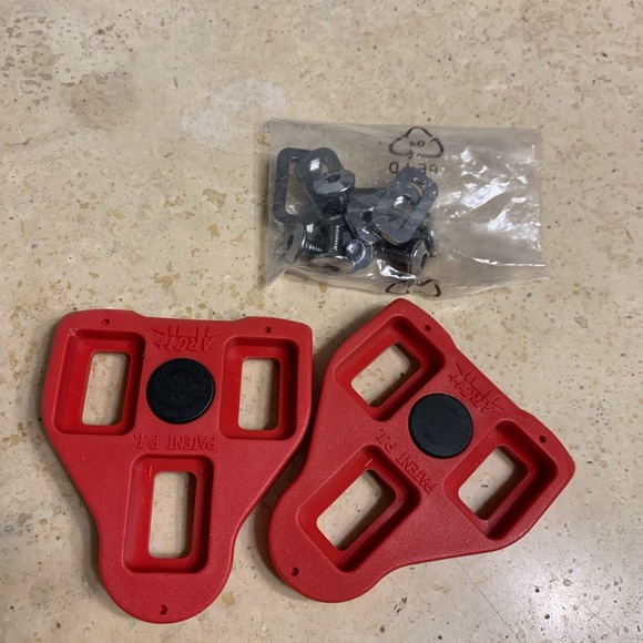 New women’s shimano cycling/ racing/ spinning shoes 🚵♀️ - Picture 6 of 8